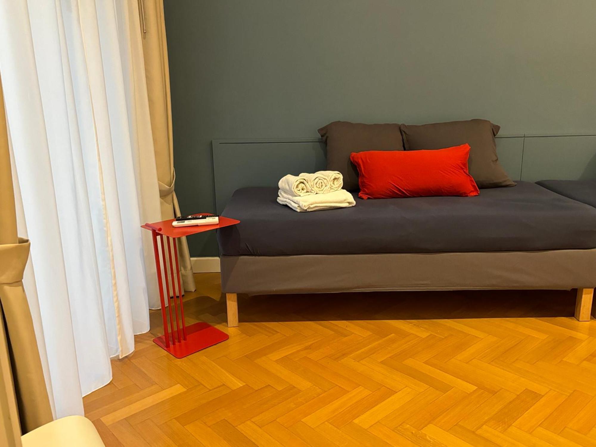 Napoliforever Chiaia Apartment Buitenkant foto