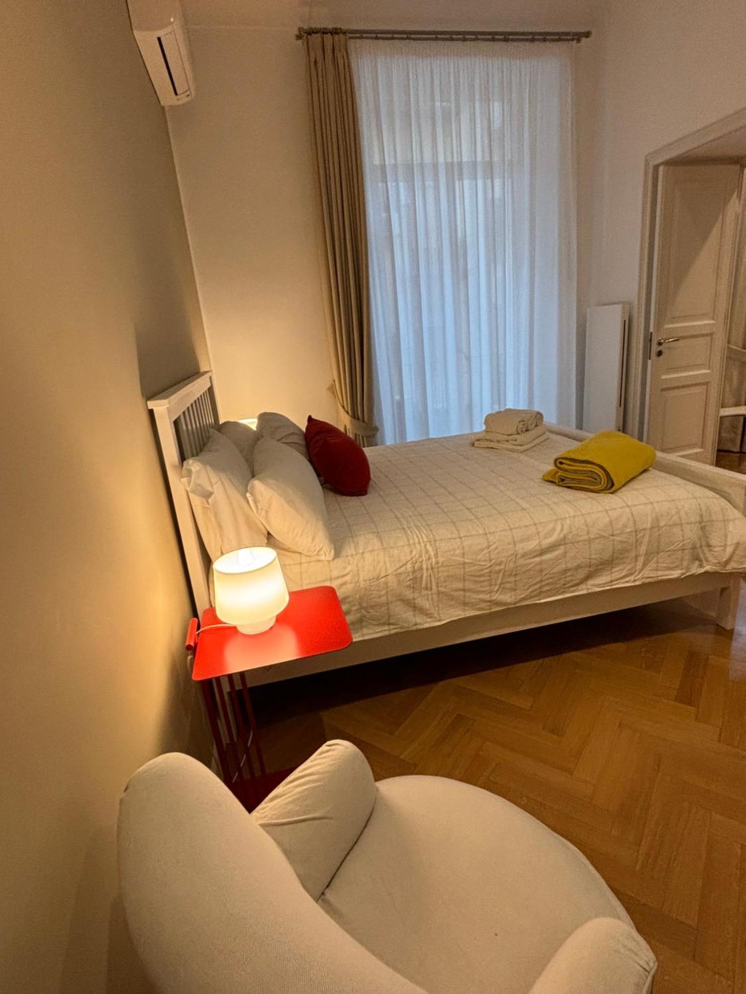 Napoliforever Chiaia Apartment Buitenkant foto