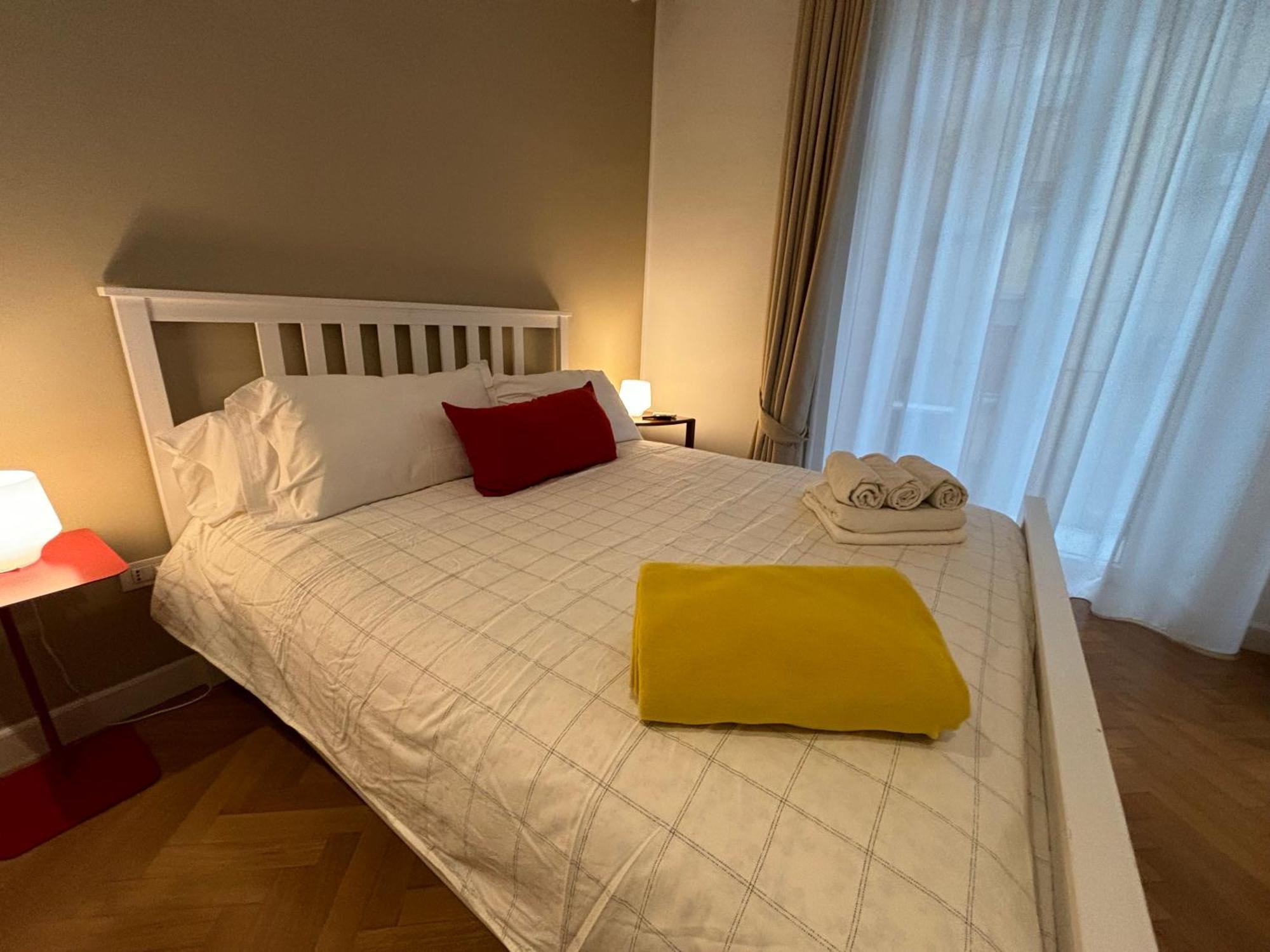 Napoliforever Chiaia Apartment Buitenkant foto